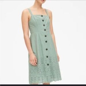 Gap apron eyelet dress